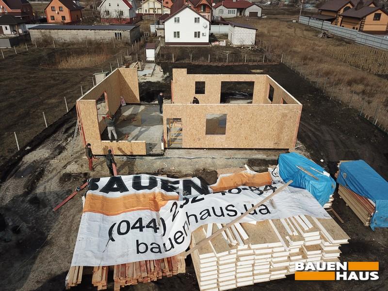 Все материалы укрыты от осадков