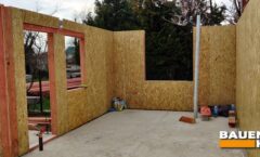 В домокомплекте большие проемы