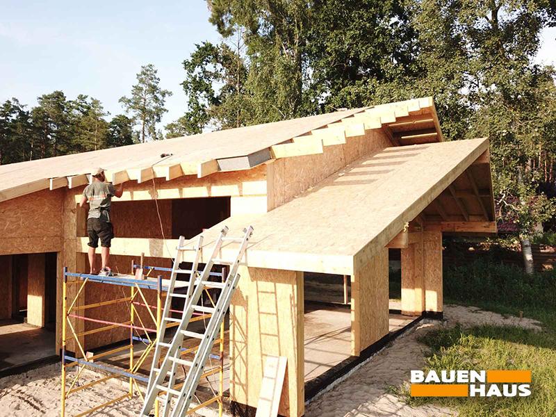 Закінчуємо збірку даху СІП панельного будинку загальною площею 189 м2 Фото 4