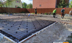 Закончили заливку фундаментной плиты СИП дома Фото 5