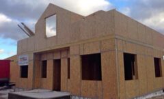 Фото производства и строительства быстровозводимых домов из СИП панелей 4