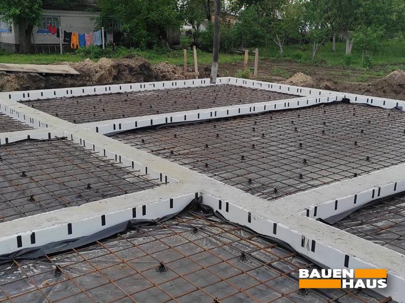 Залили наш стандартный мелкозаглубленный ленточный фундамент Фото