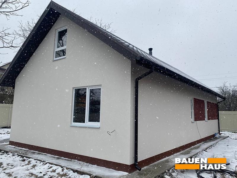 Завершили будівництво будинку у стані зі зовнішнім оздобленням у Києві Фото 11