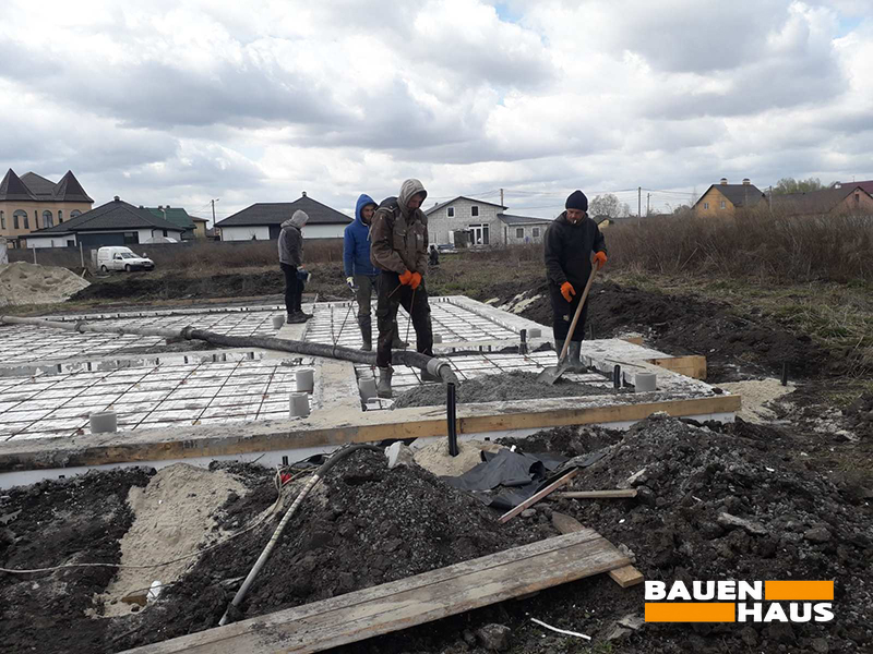 Підготували свайно-стрічковий фундамент під новий будинок у Борисполі Фото 5