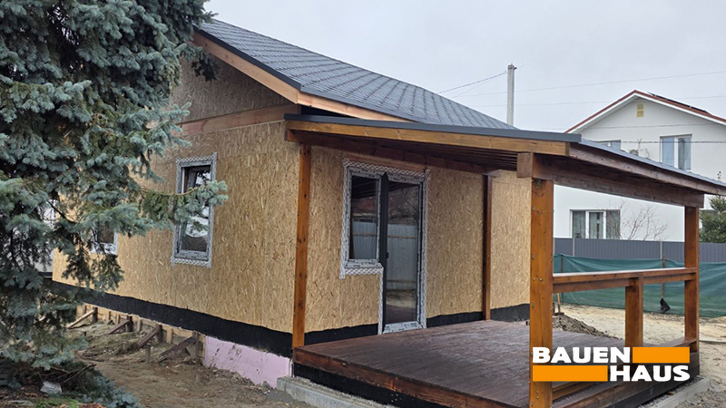 Завершили коробку та покрівлю СІП-будинку з терасою Фото 7