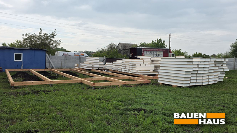 Завершуємо монтаж СІП-будинку 105 м2 у Київській області Фото 1